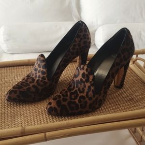 Pony hair leopard print shoes